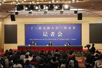 教育部部长陈宝生回答中外记者提问